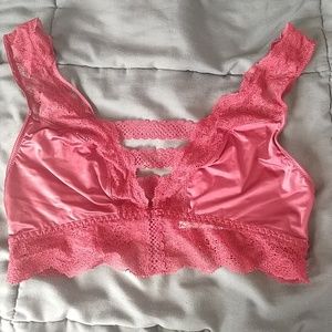 Victoria's secret bralette size m